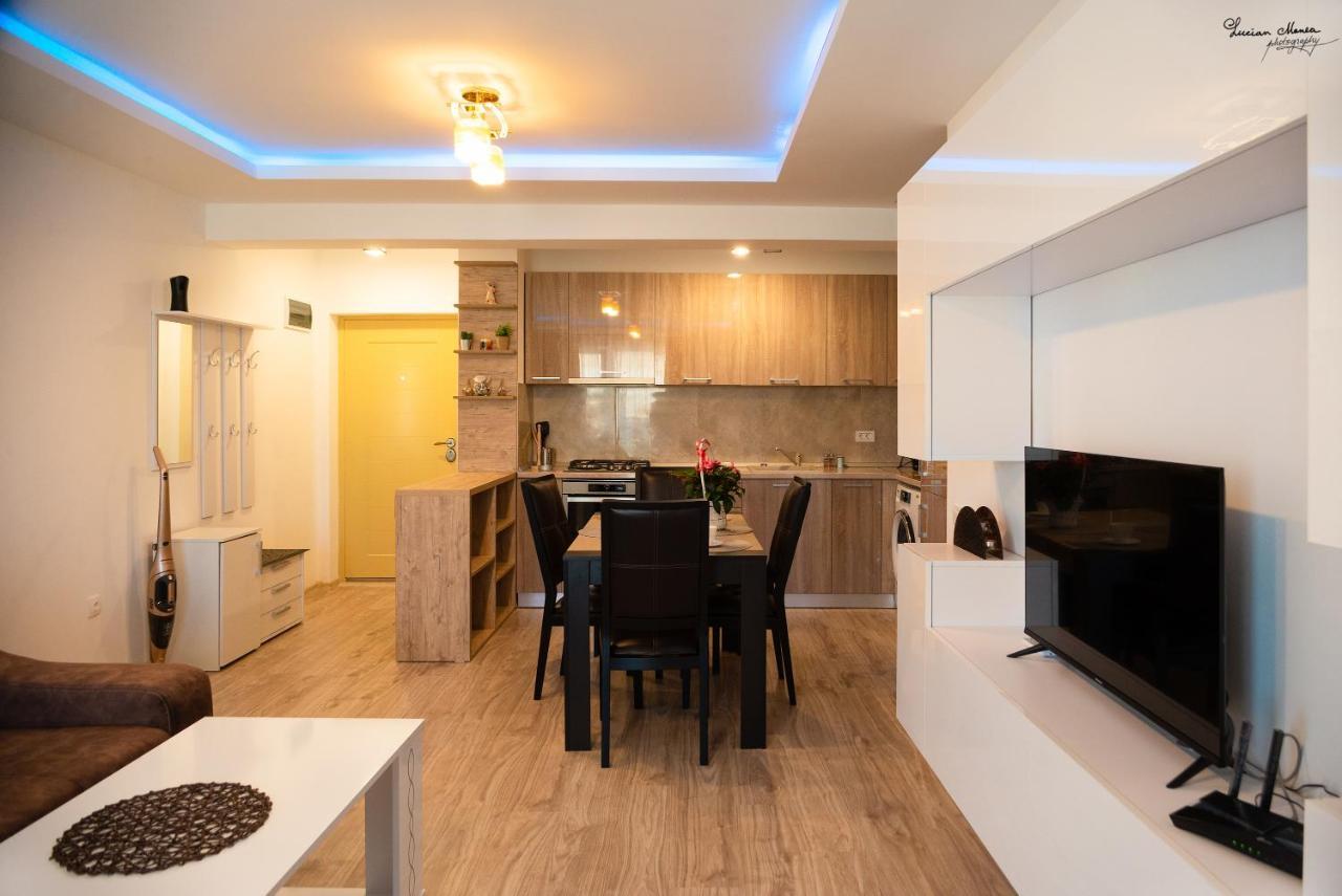 Ayan Moonlight Residence Mamaia Exterior photo